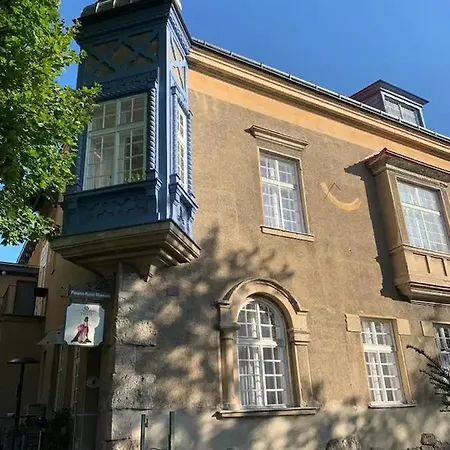 Villa Fuer Praesentationen Und Events, Eine Nacht Im Puppenmuseum Erleben Bad Voeslau