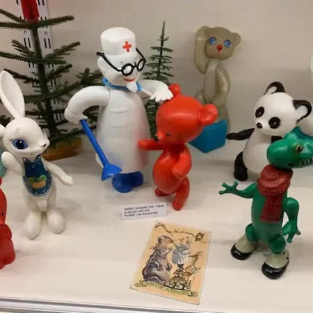 Villa Fuer Praesentationen Und Events, Eine Nacht Im Puppenmuseum Erleben