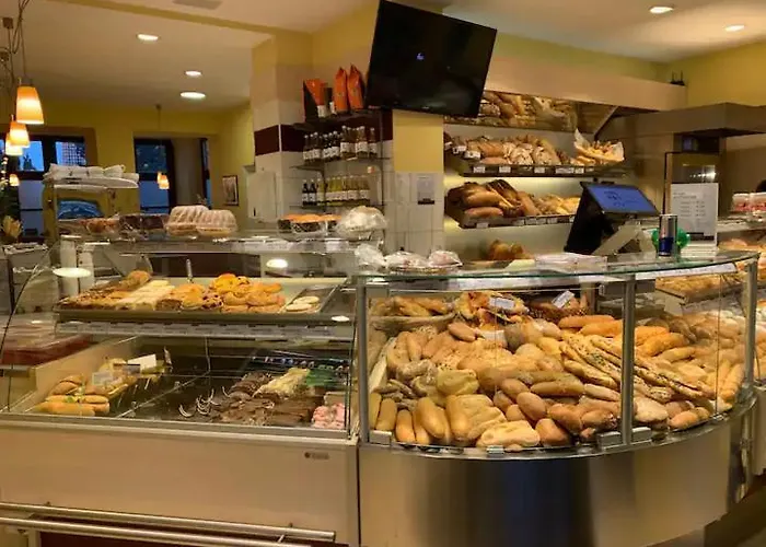 Villa Fuer Praesentationen Und Events, Eine Nacht Im Puppenmuseum Erleben Lejlighed Bad Voeslau