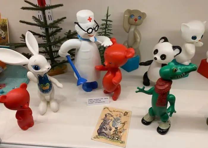 Villa Fuer Praesentationen Und Events, Eine Nacht Im Puppenmuseum Erleben